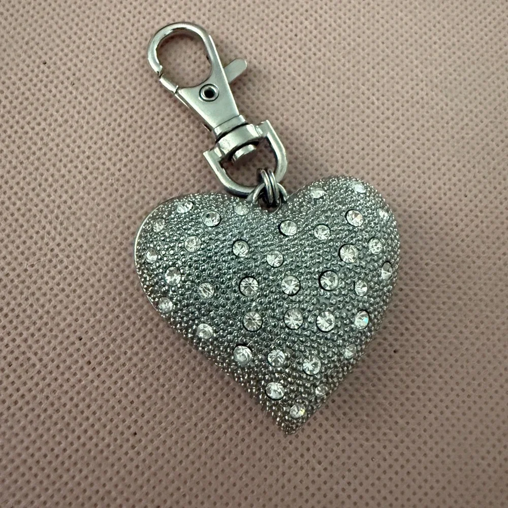 Chico's Silver Heart‎ Bag Charm Rhinestone Pavé Filigree Keychain Accessory